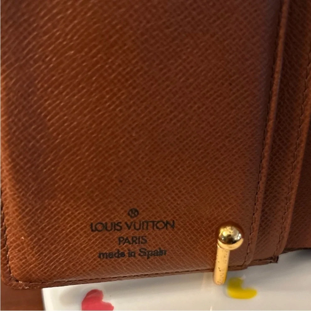 Louis Vuitton Monogram Kisslock Wallet